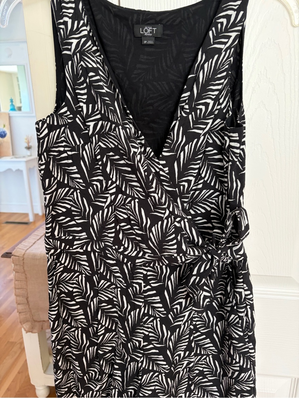 LOFT Black and White Leaf-Print Wrap jumper